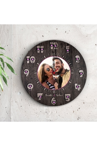 Kişiye Özel Resimli Kalpli Ahşap Duvar Saati - 2 Çok Renkli