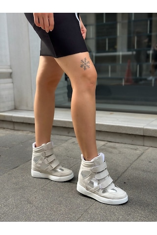 Erva'nın Butiği Gri Süet İsabe Gizli Topuk Dolgu Topuk 7 Cm Boy Uzatan Sneakers-6413
