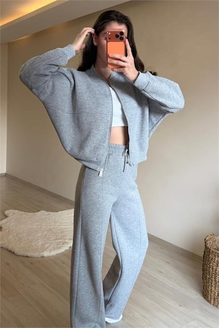 Neşeli Butik Kadın Fermuarlı Oversize Sweat Ve Yüksek Bel Eşofman Takımı Nm018 Gri Melanj