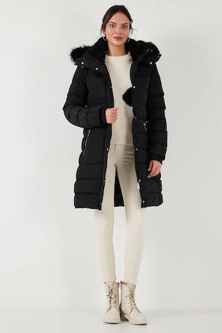 Lela  Regular Fit Çıkarılabilir Kapüşonlu Fermuarlı Cepli Şişme Bayan Mont 497Emily Siyah