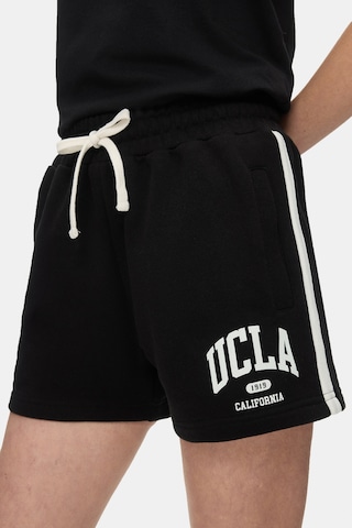 Ucla Lotte Siyah Baskılı Pamuklu Standard Fit Kadın Örme Şort