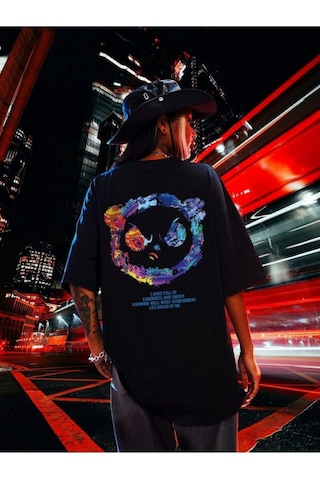Kadın Siyah Oversize Kızgın Ayı Baskılı T-shirt Siyah