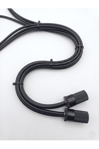 Araç Çakmaklık Uzatma Kablosu Dişi+dişi 12-24 Volt 16 Amper 2 X1 Mm Ttr Bakır10 Mt-siyah