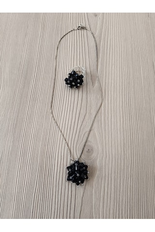 Boncuklu Siyah Tasarım Kolye Yüzük