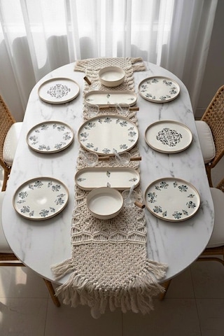 23 Parça 6 Kişilik Stackable Seramik Çiçek Desenli Sosluklu Kaşıklı Kahvaltı Takımı D-harma Beyaz