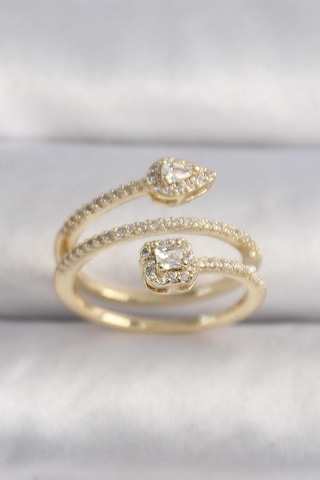 Pirinç Gold Renk Zirkon Taşlı Ok Model Vıp Seri Kadın Yüzük Altın