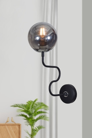 Luzarana Ferro Yatay Krom-siyah Metal Gövde Füme Camlı Tasarım Aplik