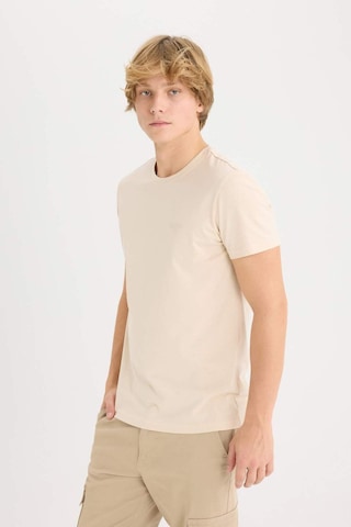 DeFacto %100 Pamuk Slim Fit Dar Kesim Bisiklet Yaka Baskılı Kısa Kollu Tişört D5567AX25SPBG155
