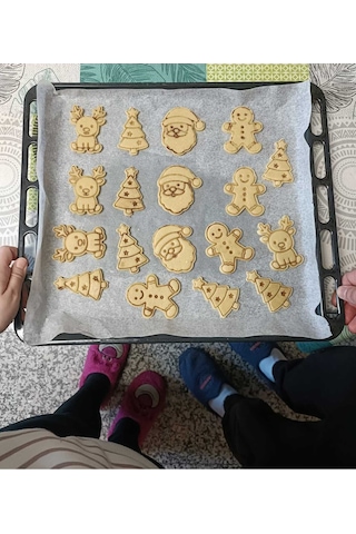 Yılbaşı Temalı Noel Baba Geyik Hediye Melek Figürlü Kurabiye Kalıbı Seti Çok Renkli