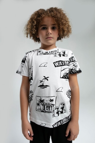 Roly Poly Premium Erkek Çocuk Desenli Pamuklu Regular Rahat Kesim Kısa Kol Kapri Pijama Takım Beyaz