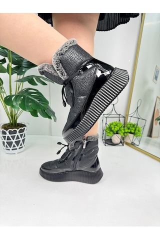 Günlük Kadın Kar Botu Kürklü Bağcıklı Fermuarlı Rugan Rahat Yüksek Kalın Tırtıklı Taban Bootie 77546 Siyah Rugan