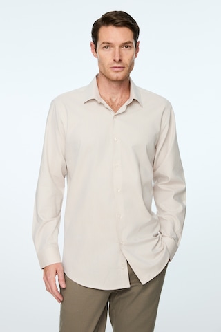 Morven Erkek Bej Basic Regular Fit Sert Yaka Gömlek 26mc004059653 Bej