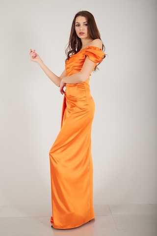 Ardanewline Feminist Oranj Drape Detaylı Saten Kumaş Abiye Elbise 9704858.24