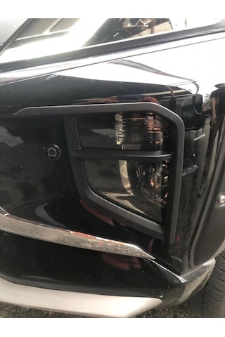 Ducki Mitsubishi L200 2019 Sonrası Sis Farı Çerçevesi Siyah