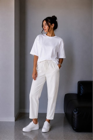 Vadon 1019 Kadın %100 Pamuk Gabardin Lastikli Bel Havuç Kesim Pantolon Beyaz