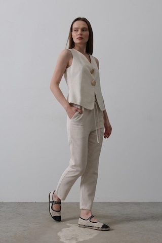 Gülsüm Aydın Düğme Detaylı Yelek - Krem Krem