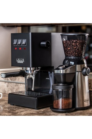 Gaggia RI9481/14 New Classic Evo 2023 Espresso Makinesi