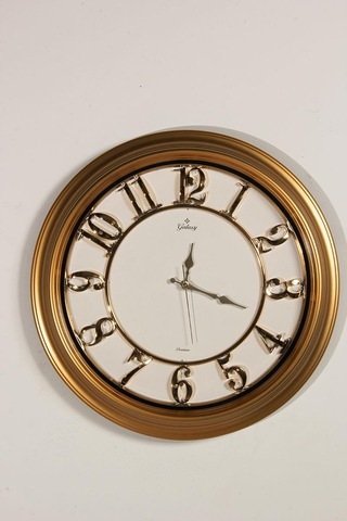 dekoratif kadranlı duvar saatı