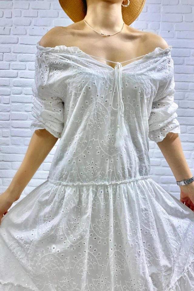 Buğrahayalin Beyaz Dantelli New Elbise