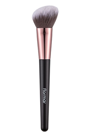 Flormar Ergonomik Uçlu Allık Fırçası 010