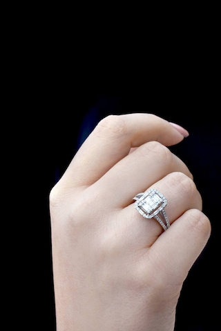 0.70 Ct Baget Pırlanta Modern Tasarım Yüzük