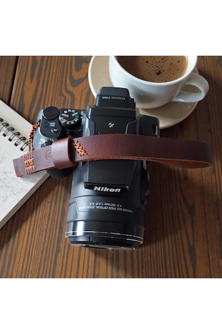 Hakiki Deri El Yapımı Fotoğraf Makinesi Bilek Askısı - 2 Cm Genişlik 2 Mm Kalınlık Kızıl Kahve Kamera Bilekliği Kahverengi