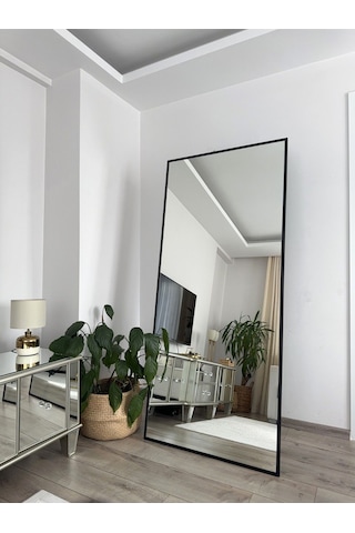 Effe Siyah Metal Çerçeveli 180x80 Cm Ayaklı Boy Aynası