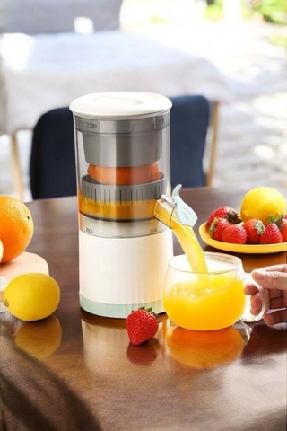 Katı Meyve Sıkacağı Taşınabilir Usb Şarjlı Pratik Paslanmaz Çelik Bıçaklı Çok Renkli