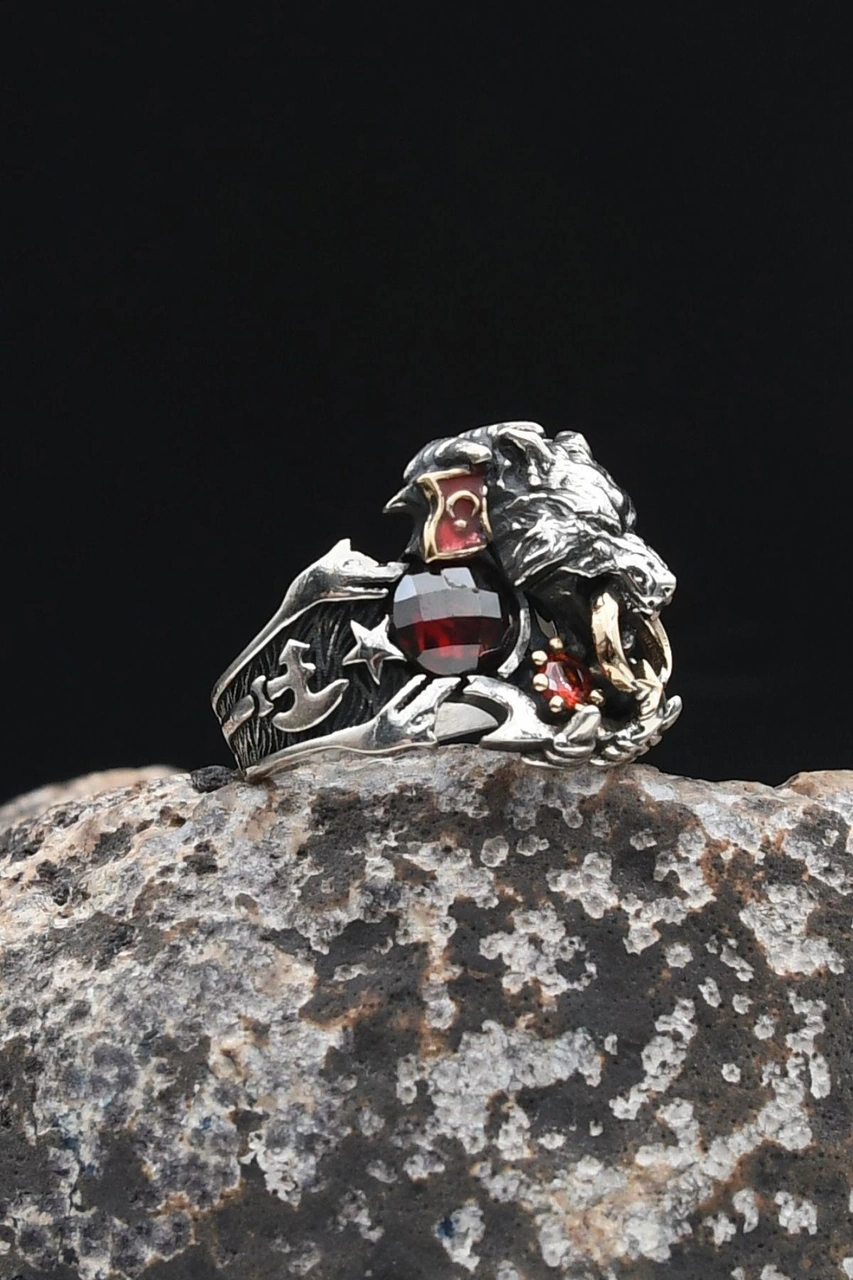 Ay Yıldızlı - Ay Yıldız Ve Kurt Figürlü Ve Kırmızı Zirkon Taşlı 925 Ayar Gümüş Erkek Yüzük 902327 Gümüş