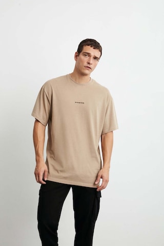 Grimelange Rıver Erkek Oversize Fit Önü Nakışlı %100 Pamuklu Bej T-shirt