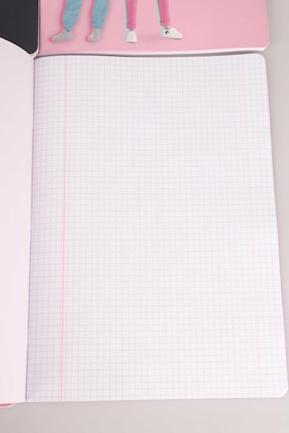 Dekomus İle Lisanslı Barbıe Tekli A4 60 Yaprak Kareli Defter