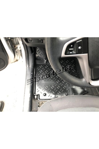 Hyundai İ20 2009-2014 3d Kauçuk Kokusuz Havuzlu Paspas