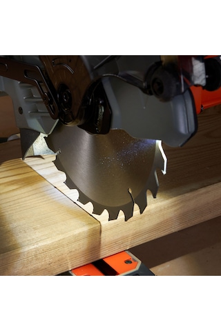 Black+Decker BES702-QS 1500W Gönye Testere