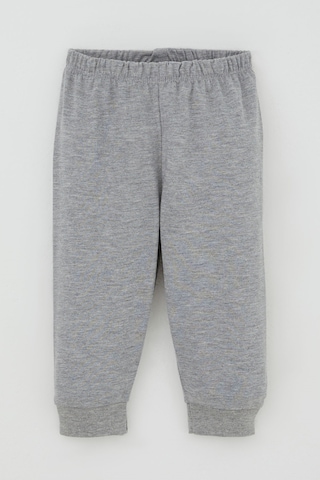 Breeze Erkek Bebek Pijama Takımı Omuzdan Patlı Sevimli Kutup Ayıcığı Desenli 4 Ay-1 Yaş, Beyaz