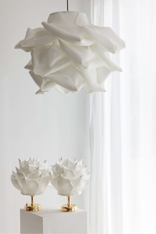 2'li Dekor Yapay Eva Gül Kablosuz Masa Lambası Üst Beyaz-alt Parlak Gold 9v Kare Pil 2 Adet