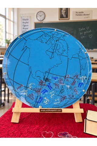 Kişiye Özel Dünya Haritalı Full Pleksi Yuvarlak Öğretmenler Günü Anı Kutusu 50cm Kişiye Özel Dünya Haritalı Full Pleksi Yuvarlak Öğretmenler Günü Anı Kutusu 50cm