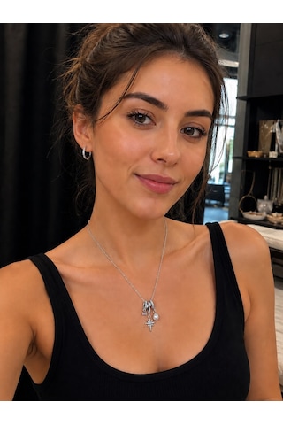 Yıldız Detay Charm Kolye Gümüş