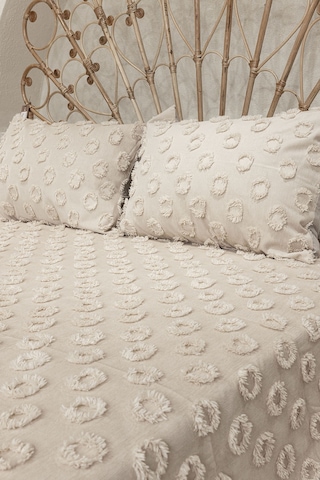 Sitra Bej Çift Kişilik Püsküllü Yatak Örtüsü 230x250 2 Yastık 50x 400509