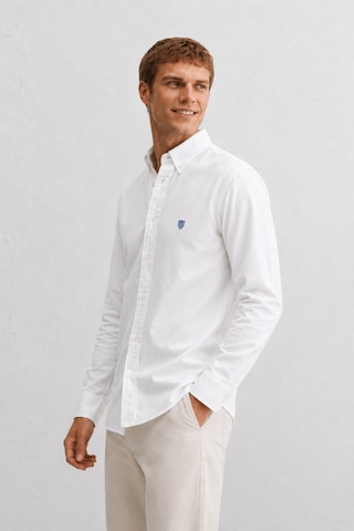 UCLA Tyson Beyaz Nakışlı %100 Pamuk Poplin Standard Fit Erkek Gömlek