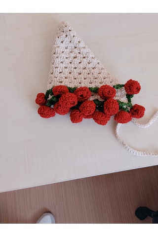 Gül Detaylı Pinterest Bandana Bej - Kırmızı