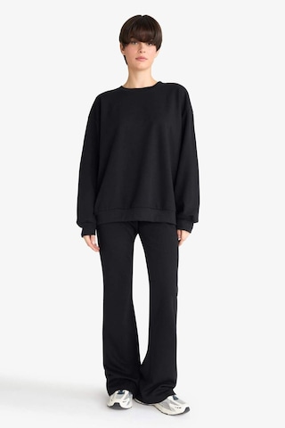 Defacto Regular Fit Sweatshirt F8493ax25aubk81 Siyah-bk81
