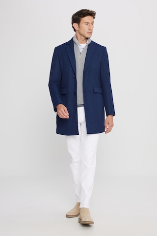 AC&Co / Altınyıldız Classics Erkek Lacı Standart Fit Normal Kesim Mono Yaka Armürlü Kapak Cepli Palto Laci