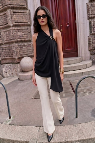 Sateen Aksesuar Detaylı Kolsuz Bluz - Siyah-137509