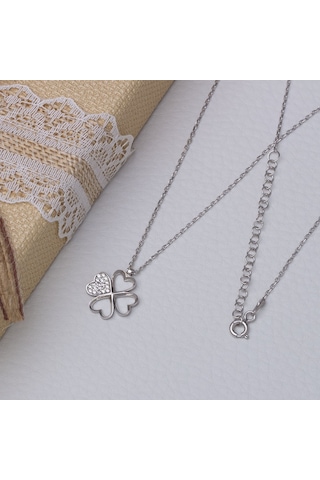 Yonca Kalp Model Zirkon Taşlı 925 Ayar Gümüş Kadın Kolye Gümüş - Rodyum