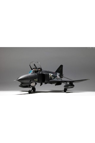 F-4 Phantom 2 Kara Şahin Pm Model Demonte Plastik Uçak Maket Kiti