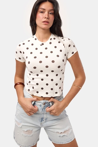 it's basic Kadın Ekru Puantiyeli S6-101 Crop Fit T-shirt