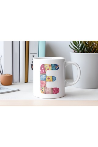 E Harfli Retro Çiçekli Kupa Bardak - Patchwork Tarz Yamalı Desenli İsme Özel Kupa - Hediye 07 Beyaz