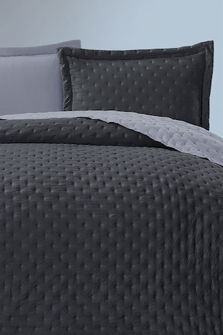 Varol Kapitoneli Çift Taraflı Yatak Örtüsü 240x260 Cm Antrasit Antrasit