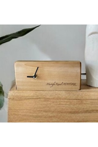 El Yapımı Hediyelik Kişiselleştirilebilir Ahşap Masa Saati