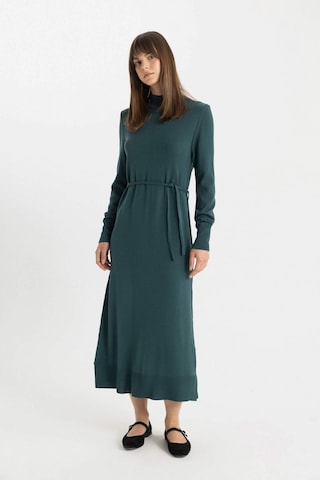 Defacto Regular Fit Yarım Balıkçı Yaka Basic Düz Yırtmaçlı Uzun Kollu Maxi Triko Elbise A9807AX24WNGN956 Yeşil